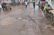सर आली धावून आणि खड्डे गेले वाहून..!